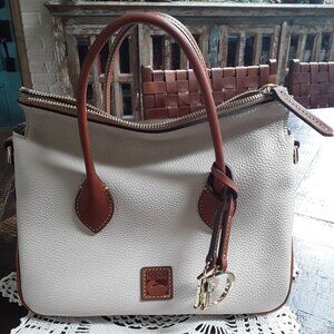 New Dooney and Bourke pebble grain leather satchel in bone